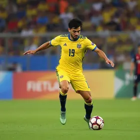 Fortaleza contrata Pedro Henrique como novo atacante